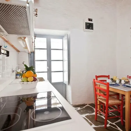Traditional Atmospheric House * Páros