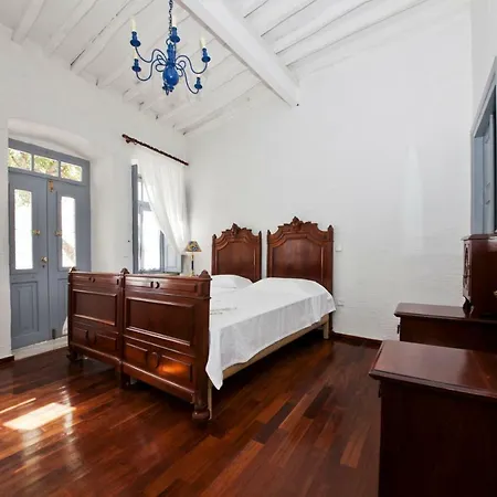 Traditional Atmospheric House * Páros