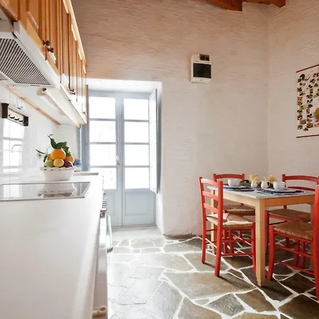 Traditional Atmospheric House * Páros