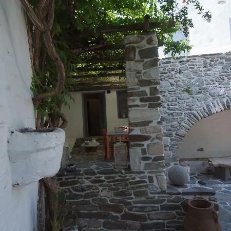 Traditional Atmospheric House Páros